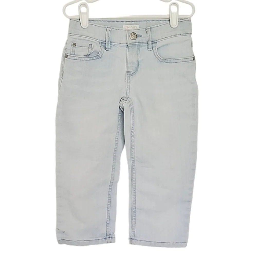 K1231 * Children's Place Girls Light Wash Jeans Size 6